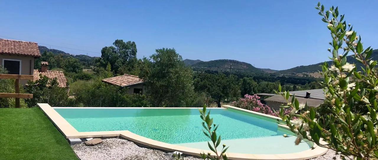 B&B Blue Relax - Turismo Rurale Torpè 0*,  Italie