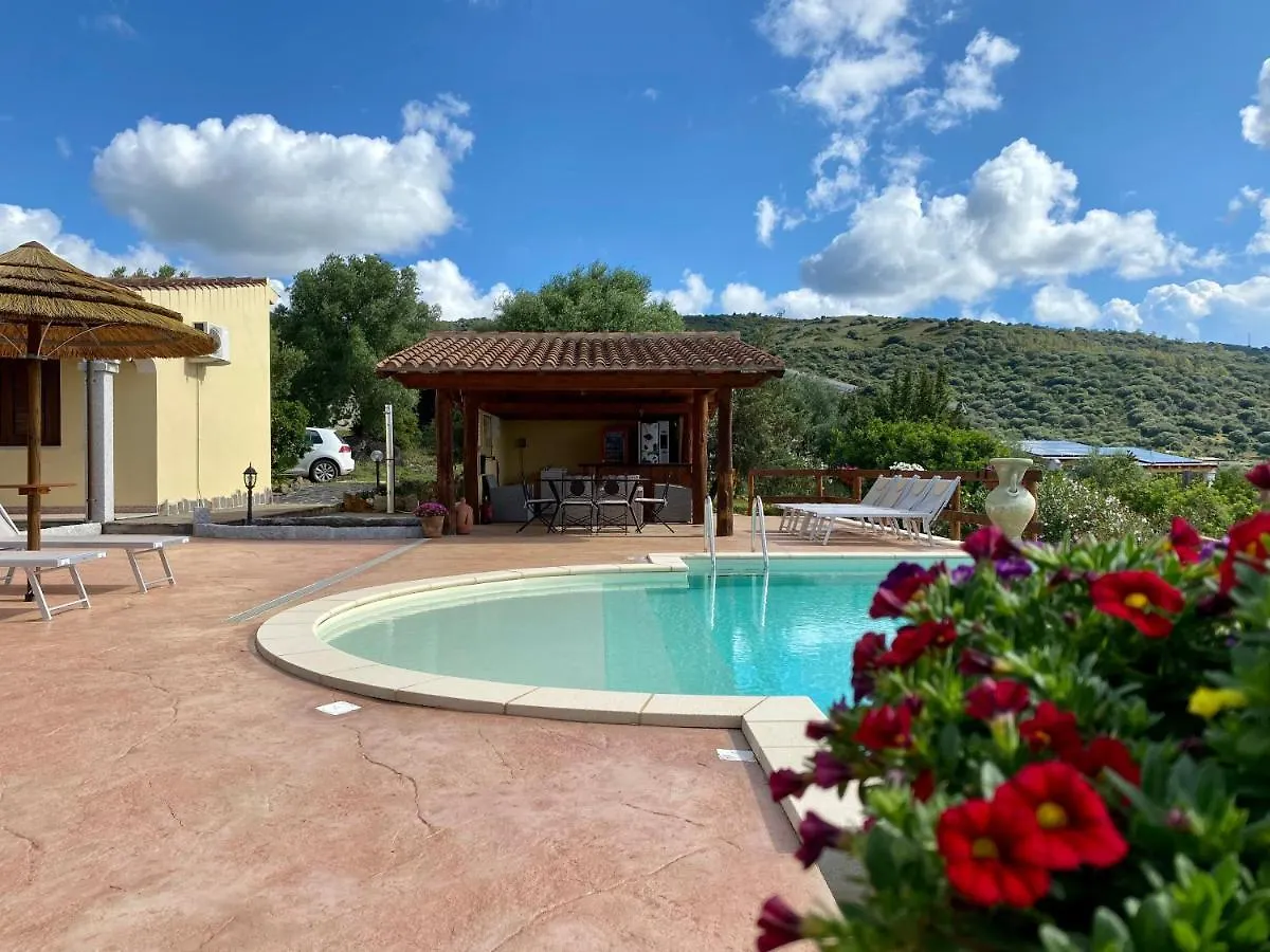 Couette-café B&B Blue Relax - Turismo Rurale Torpè Italie