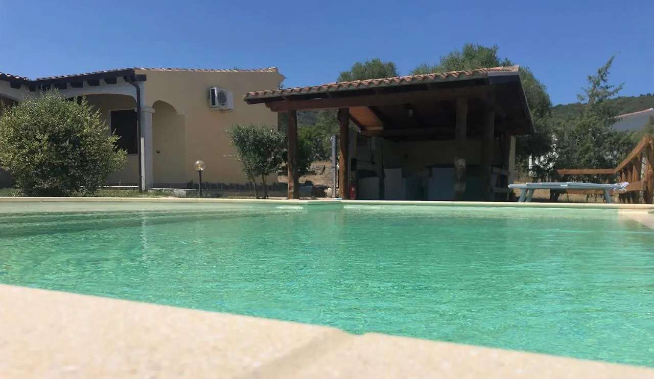 B&B Blue Relax - Turismo Rurale Torpè 0*,